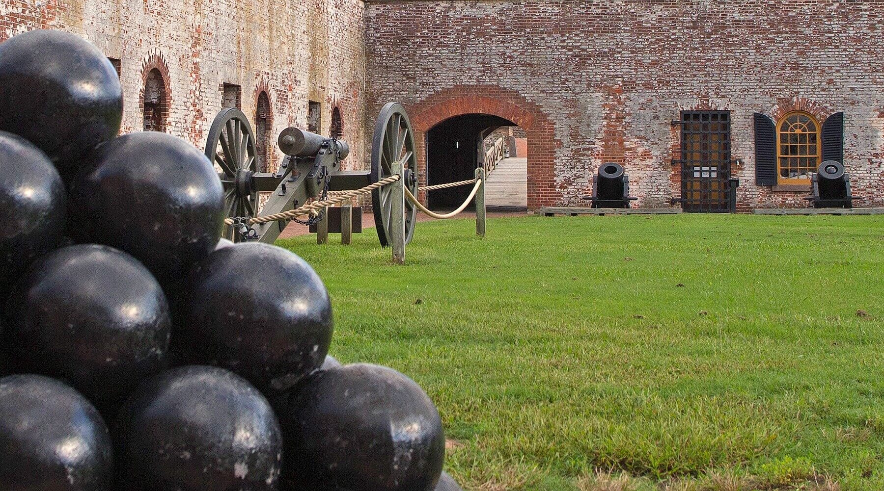 ft-macon-cannonballs